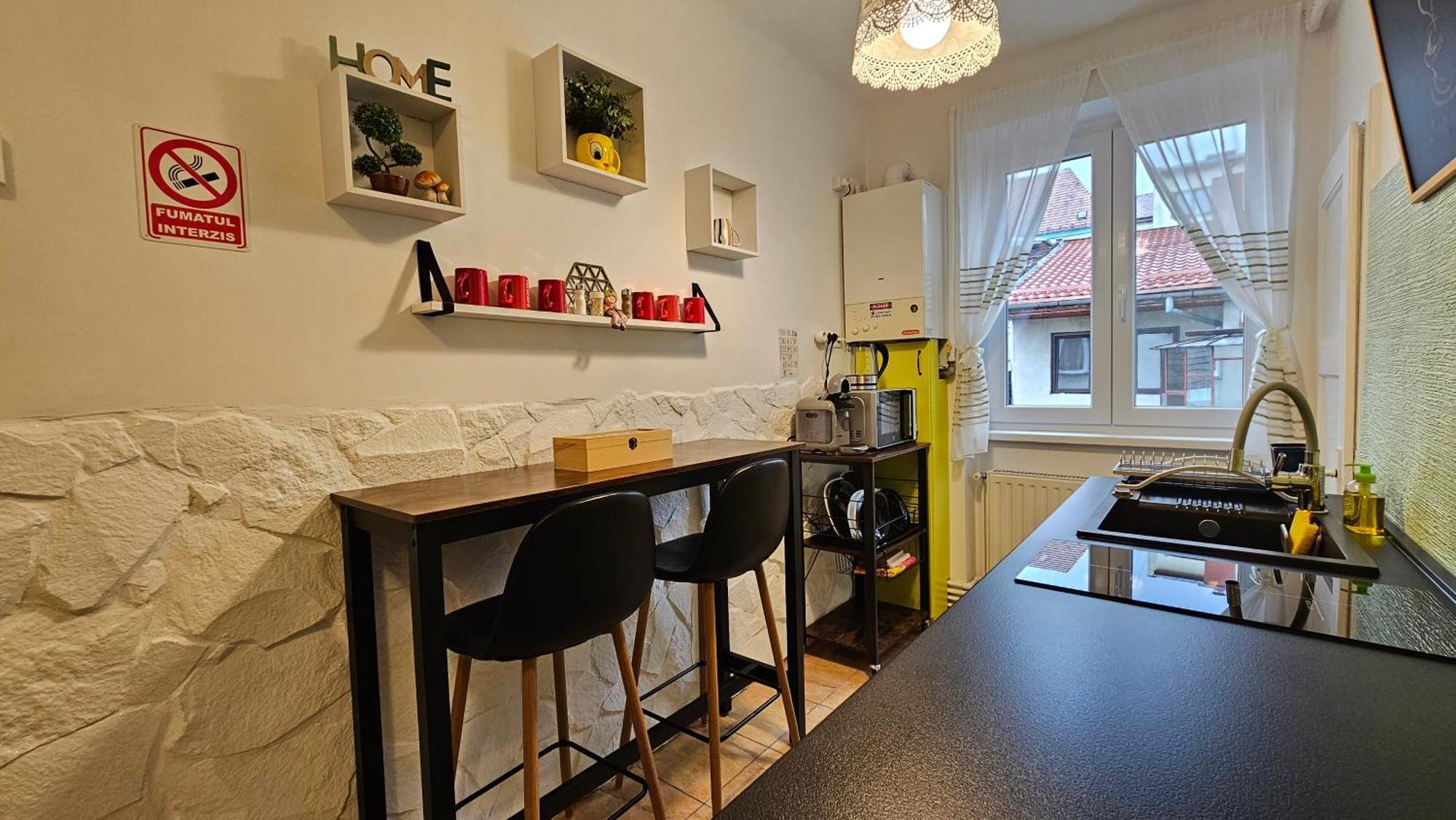 Tusmorez Central Apartment เตอร์กู-มูเรช ภายนอก รูปภาพ