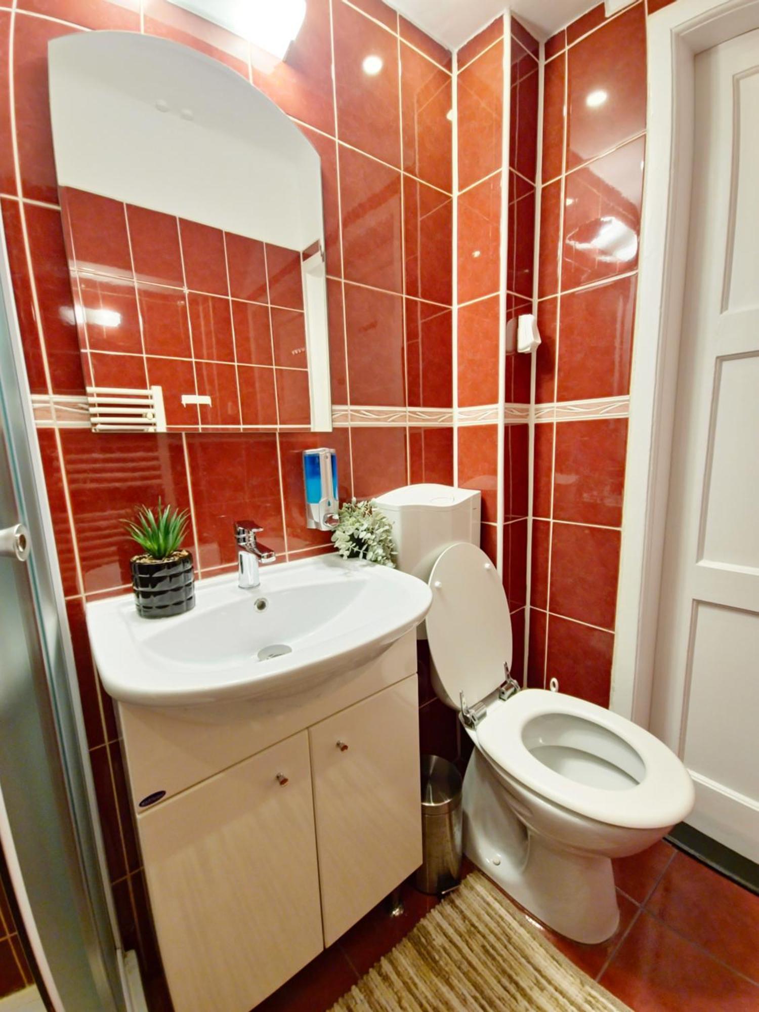 Tusmorez Central Apartment เตอร์กู-มูเรช ภายนอก รูปภาพ