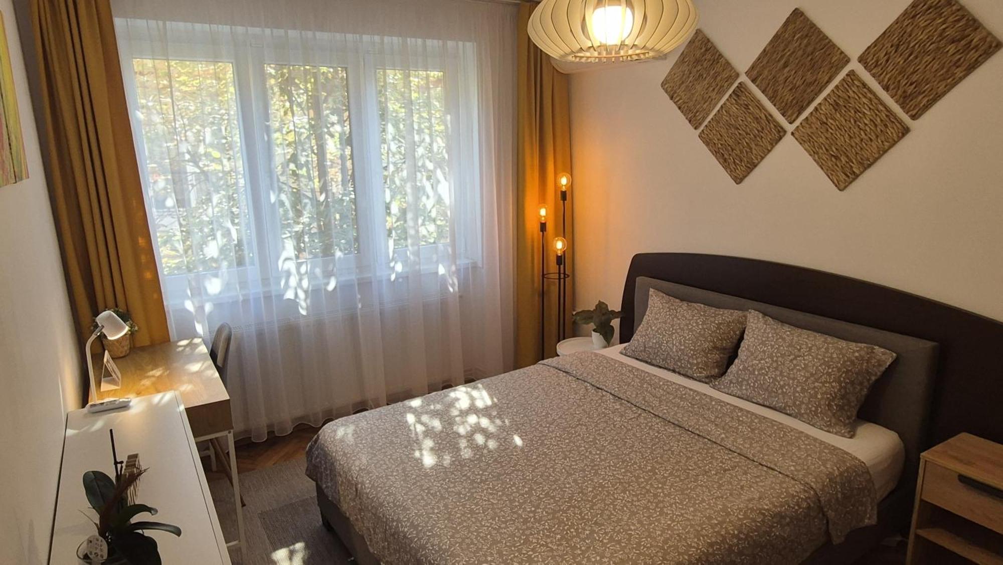 Tusmorez Central Apartment เตอร์กู-มูเรช ภายนอก รูปภาพ
