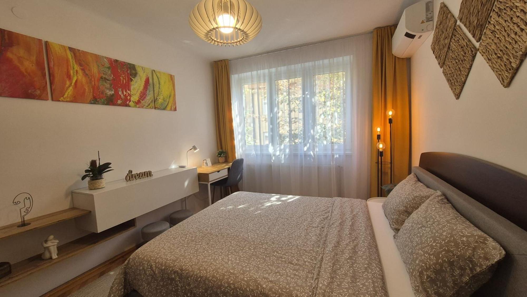 Tusmorez Central Apartment เตอร์กู-มูเรช ภายนอก รูปภาพ
